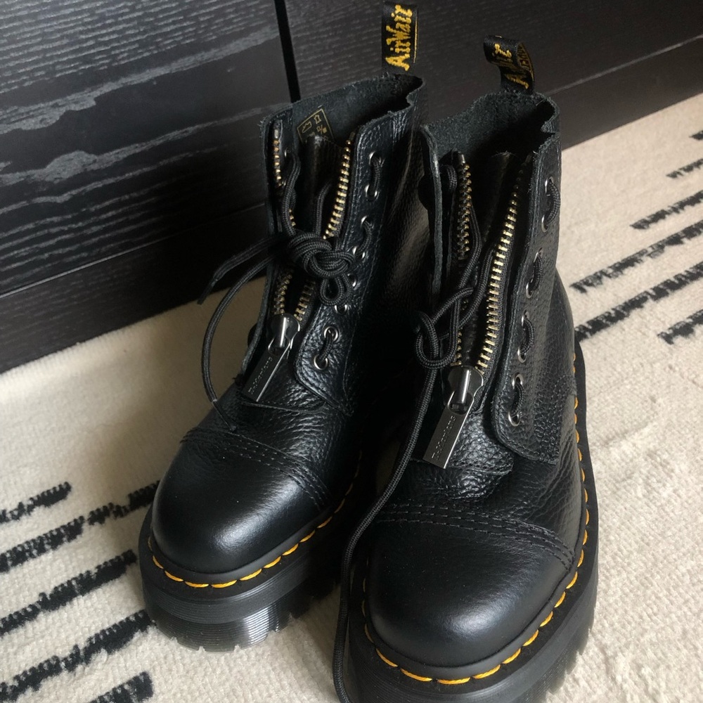 Doc martens combat boots - Picture 1 of 4
